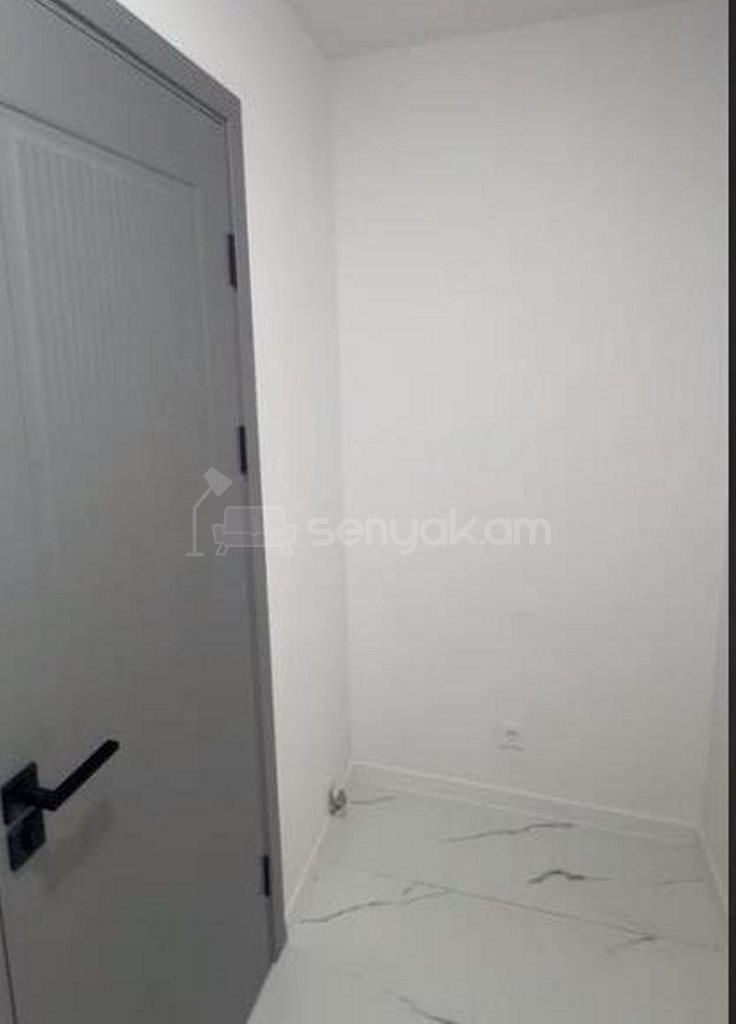 2 Սենյականոց Բնակարան, 30քմ, 1/5 հարկ, Կապիտալ Վերանորոգված