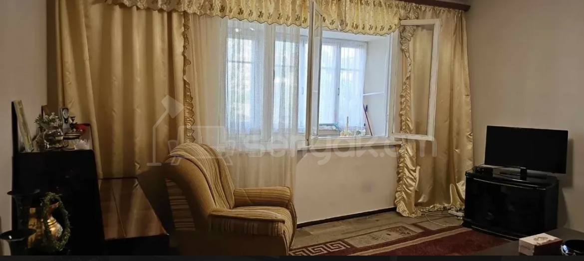 4 Սենյականոց Բնակարան, 84քմ, 5/9 հարկ, Նորմալ Վիճակում