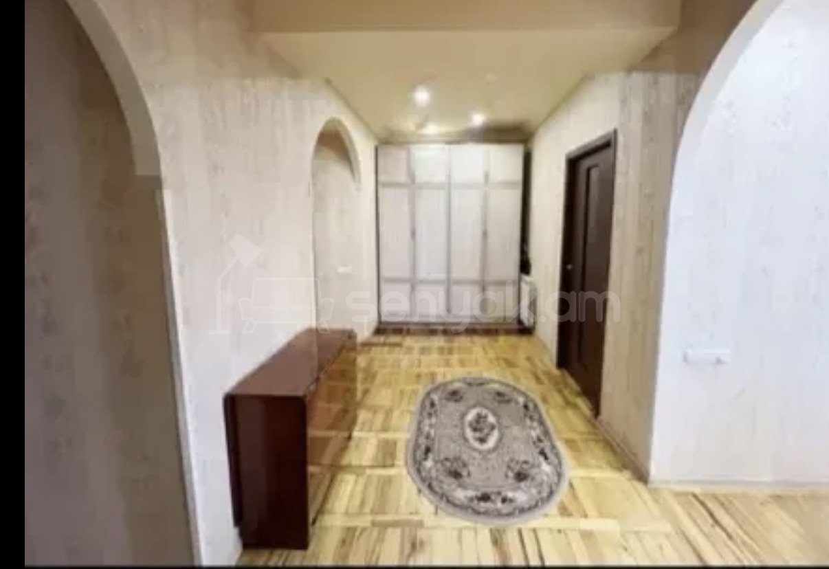 3 Սենյականոց Բնակարան, 83քմ, 7/14 հարկ, Կապիտալ Վերանորոգված, Կահավորված