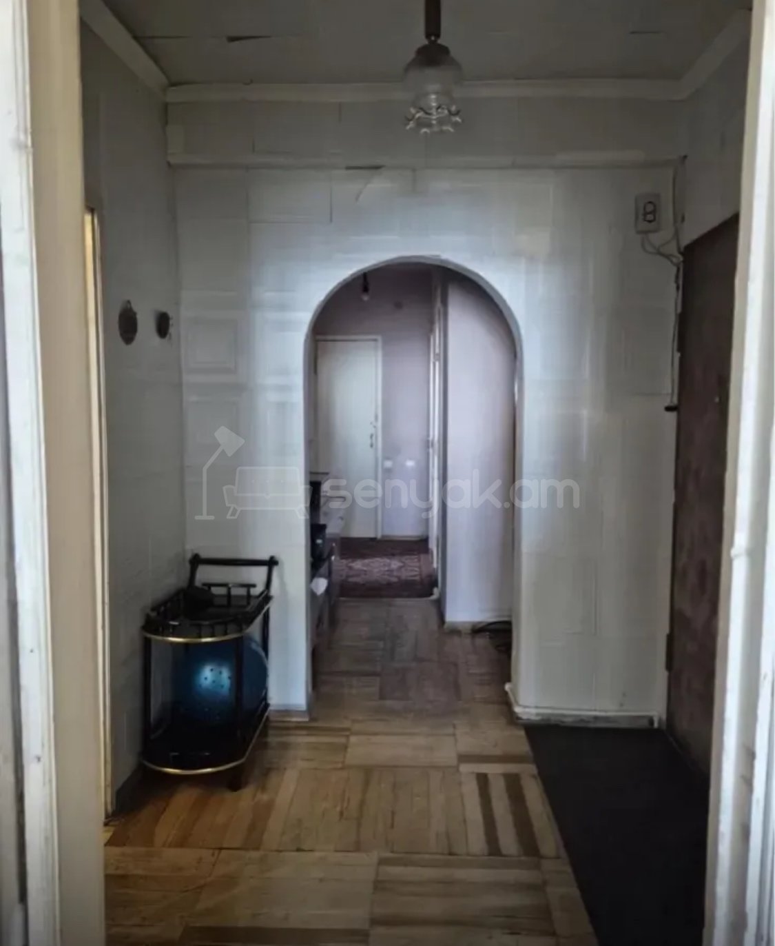 4 Սենյականոց Բնակարան, 83քմ, 11/16 հարկ, Պետական Վիճակում