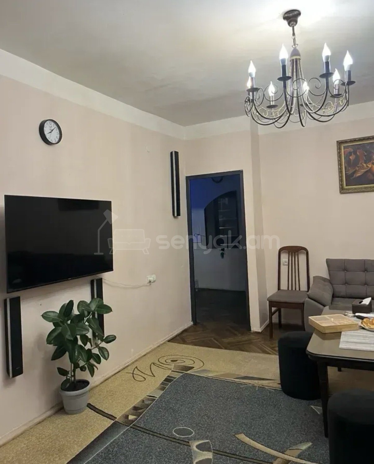 3 Սենյականոց Բնակարան Քարե Շենքում, 75քմ, 2/5 հարկ, Կապիտալ Վերանորոգված