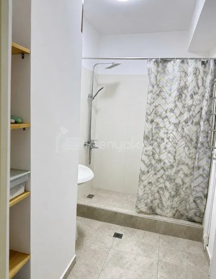 4 Սենյականոց Բնակարան, 96քմ, 9/10 հարկ, Կապիտալ Վերանորոգված, Կահավորված, Արևկող