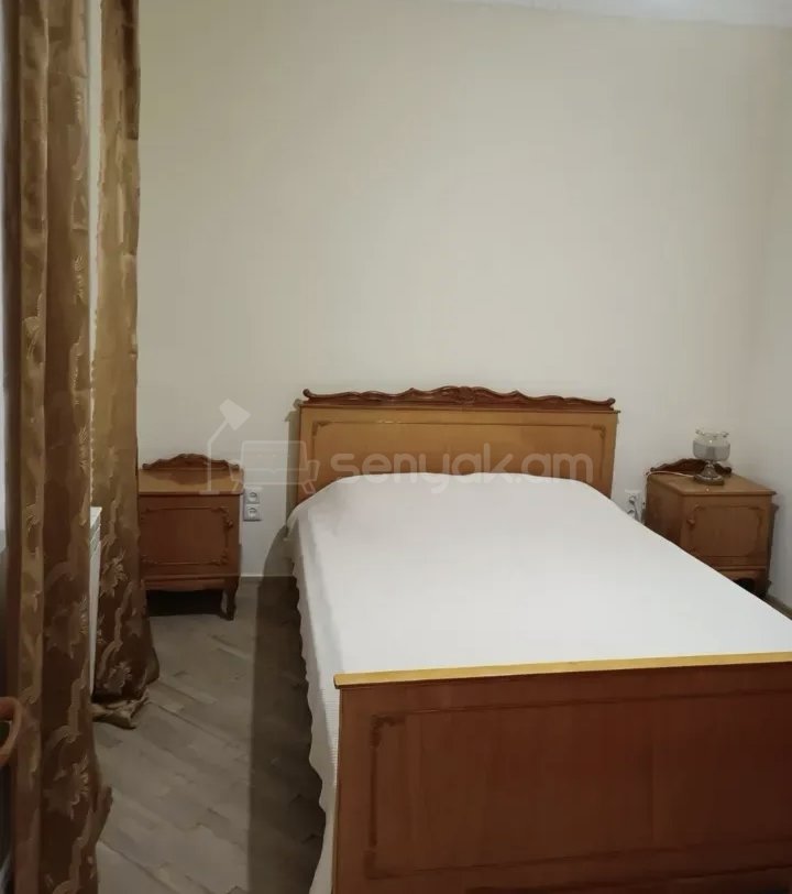 2 Սենյականոց Բնակարան Քարե Շենքում, 48քմ, 2/4 հարկ, Կապիտալ Վերանորոգված, Կահավորված, Արևկող