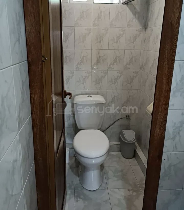 2 Սենյականոց Բնակարան Քարե Շենքում, 48քմ, 2/4 հարկ, Կապիտալ Վերանորոգված, Կահավորված, Արևկող