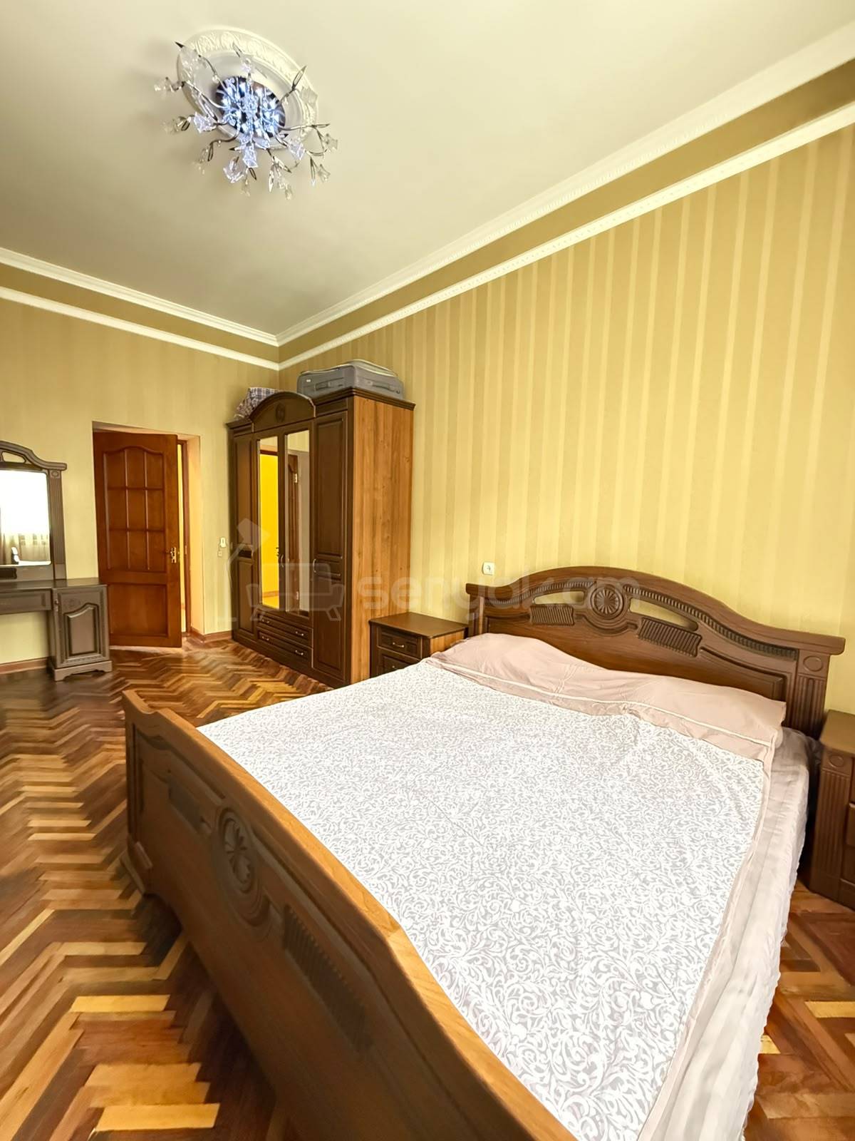 3 Սենյականոց Բնակարան, 85քմ, 2/4 հարկ, Կապիտալ Վերանորոգված