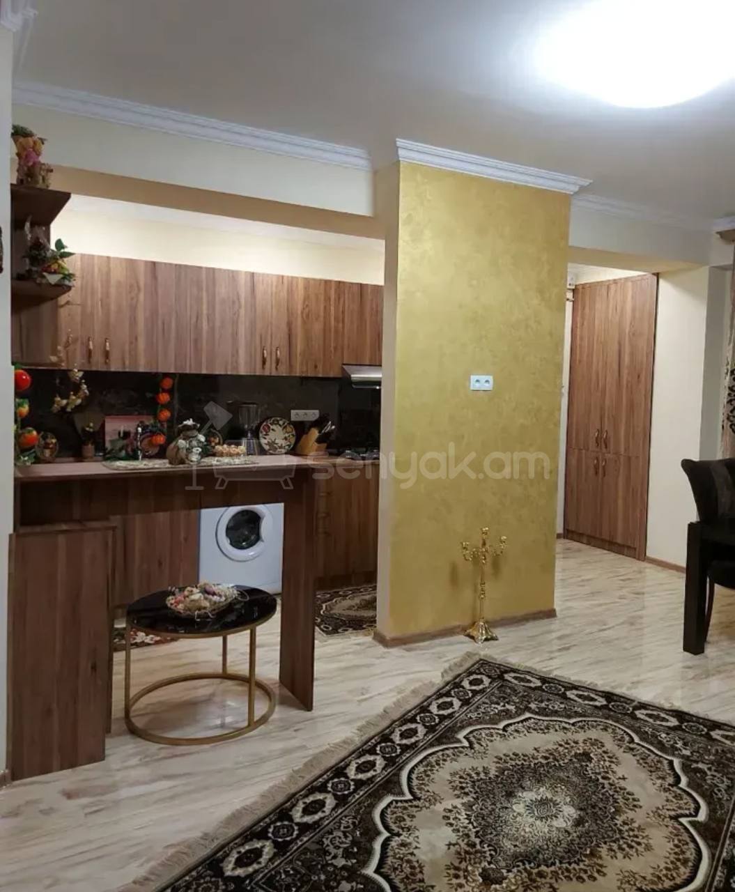 2 Սենյականոց Բնակարան Քարե Շենքում, 55քմ, 2/4 հարկ, Կապիտալ Վերանորոգված