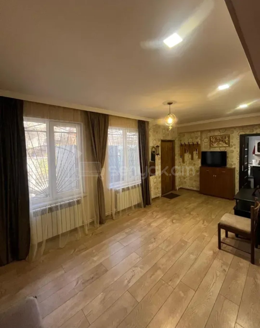 4 Սենյականոց Բնակարան, 100քմ, 1/14 հարկ, Կապիտալ Վերանորոգված
