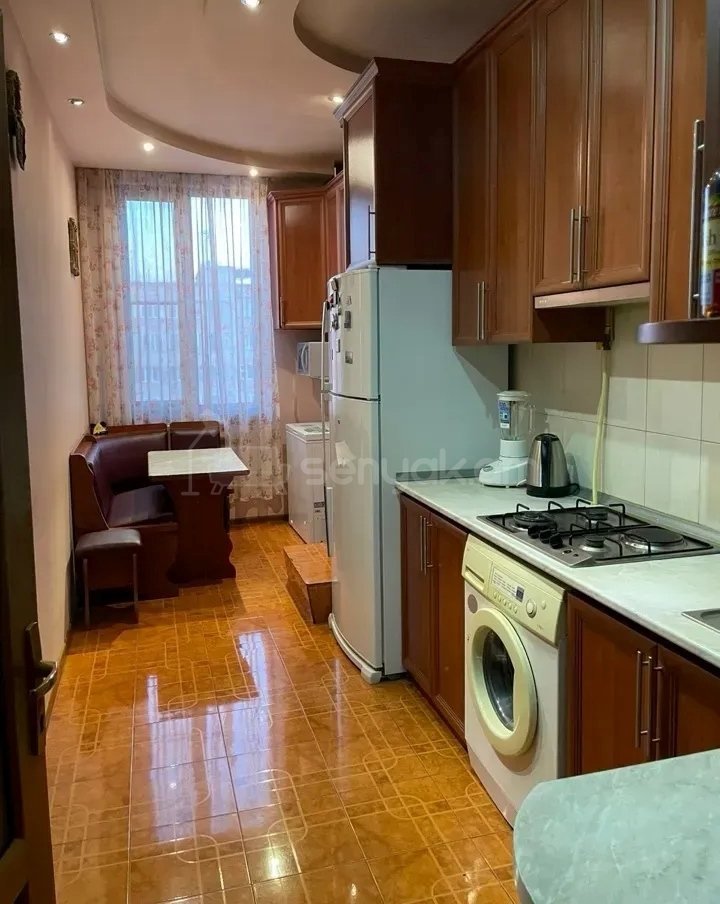 4 Սենյականոց Բնակարան, 92քմ, 10/10 հարկ, Կապիտալ Վերանորոգված