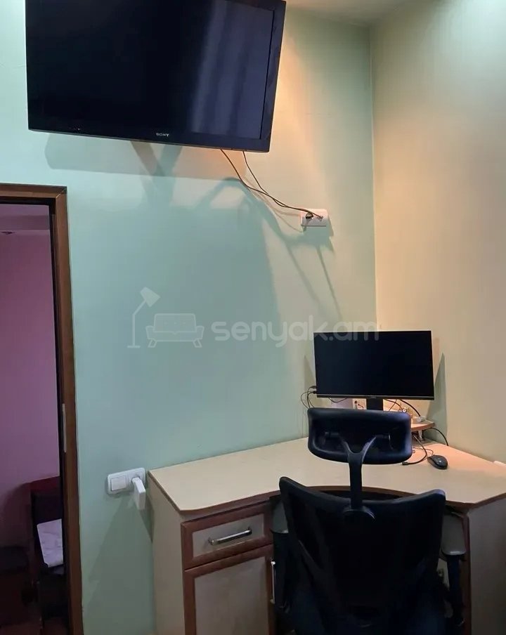 4 Սենյականոց Բնակարան, 92քմ, 10/10 հարկ, Կապիտալ Վերանորոգված