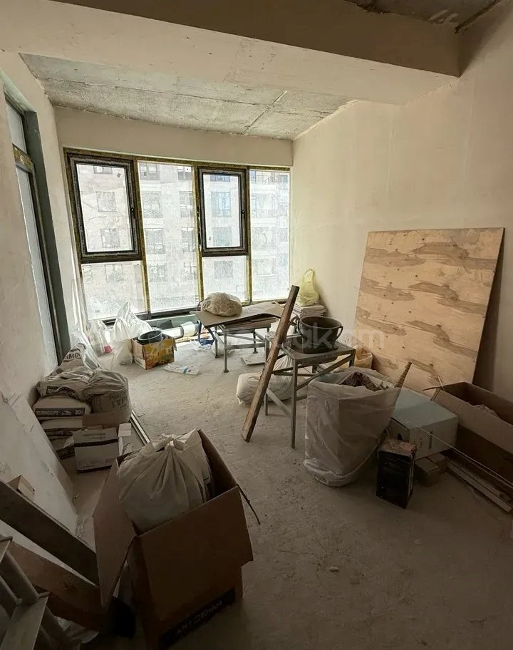 4 Սենյականոց Բնակարան Նորակառույցում, 141քմ, 3/22 հարկ, Զրոյական Վիճակում