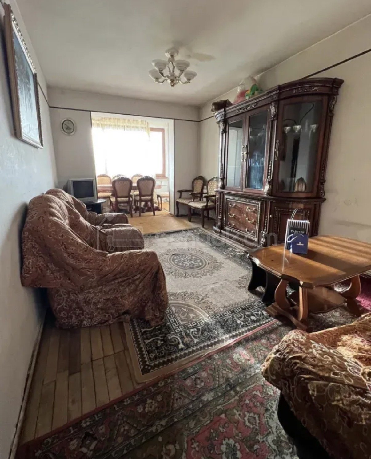 4 Սենյականոց Բնակարան Քարե Շենքում, 75քմ, 3/5 հարկ, Նորմալ Վիճակում