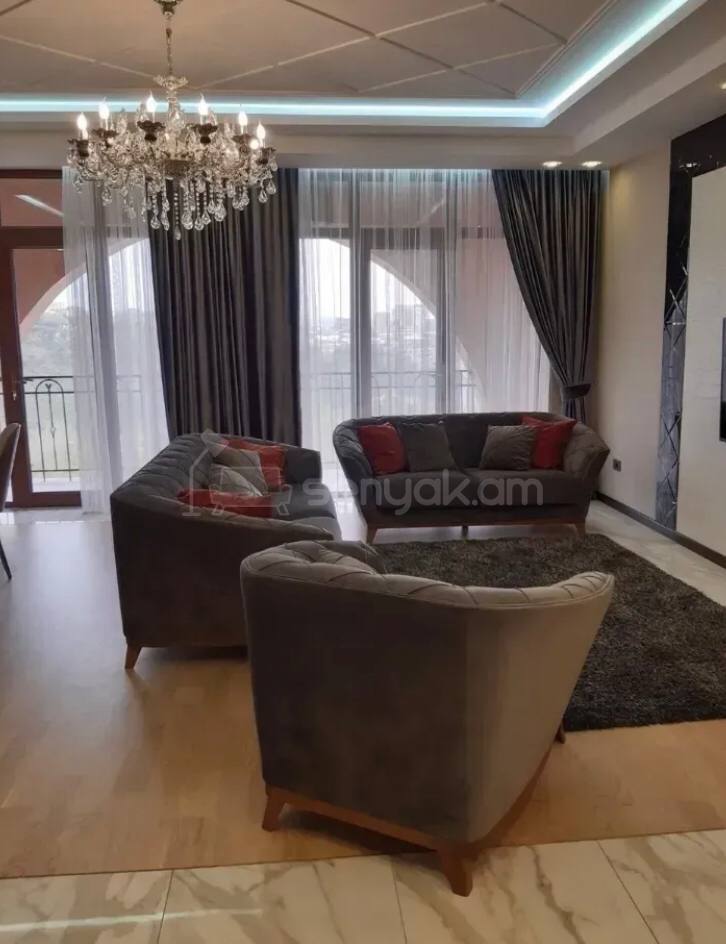 3 Սենյականոց Բնակարան, 117քմ, 11/16 հարկ, Դիզայներական Վերանորոգված, Կահավորված, Արևկող