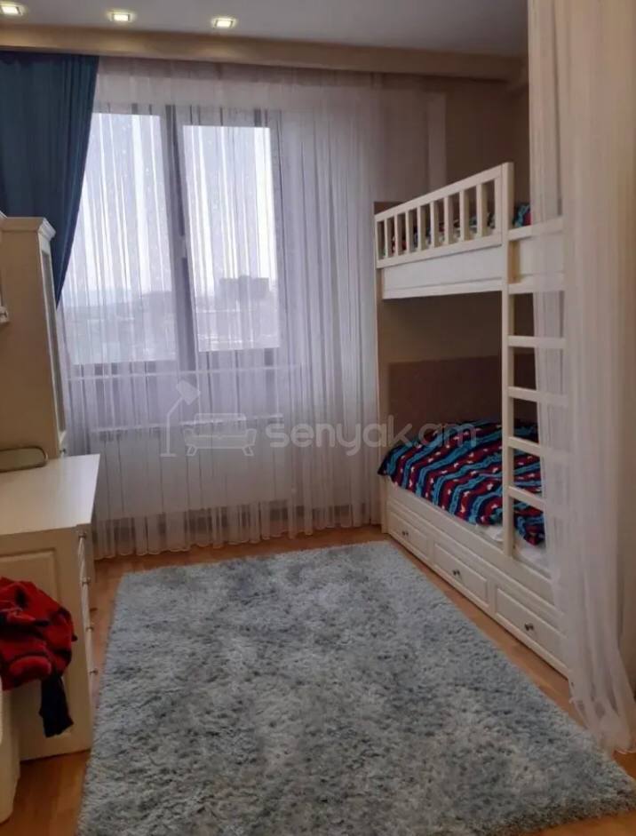 3 Սենյականոց Բնակարան, 117քմ, 11/16 հարկ, Դիզայներական Վերանորոգված, Կահավորված, Արևկող