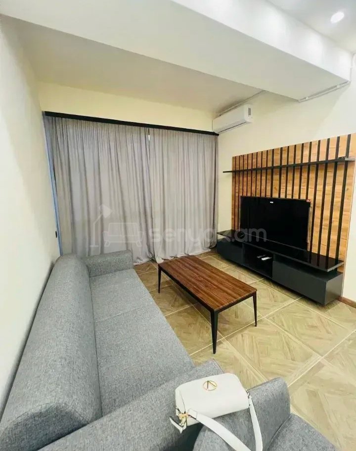 2 Սենյականոց Բնակարան Նորակառույցում, 52քմ, 4/18 հարկ, Կապիտալ Վերանորոգված