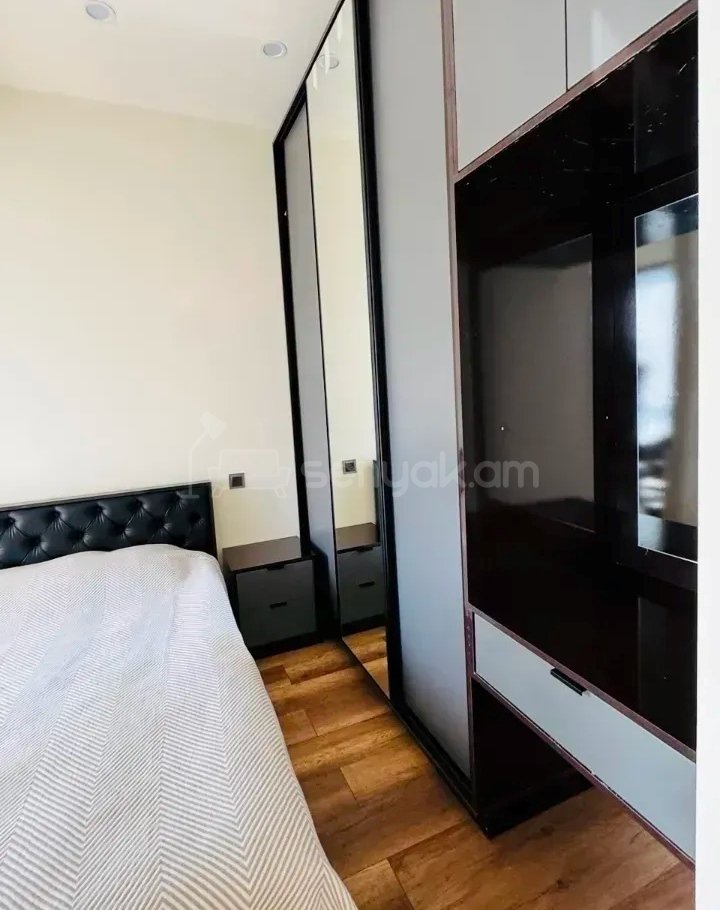 2 Սենյականոց Բնակարան Նորակառույցում, 52քմ, 4/18 հարկ, Կապիտալ Վերանորոգված