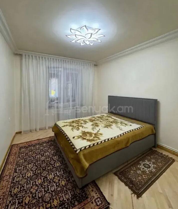5 Սենյականոց Բնակարան Քարե Շենքում, 140քմ, 3/5 հարկ, Կապիտալ Վերանորոգված, Կահավորված