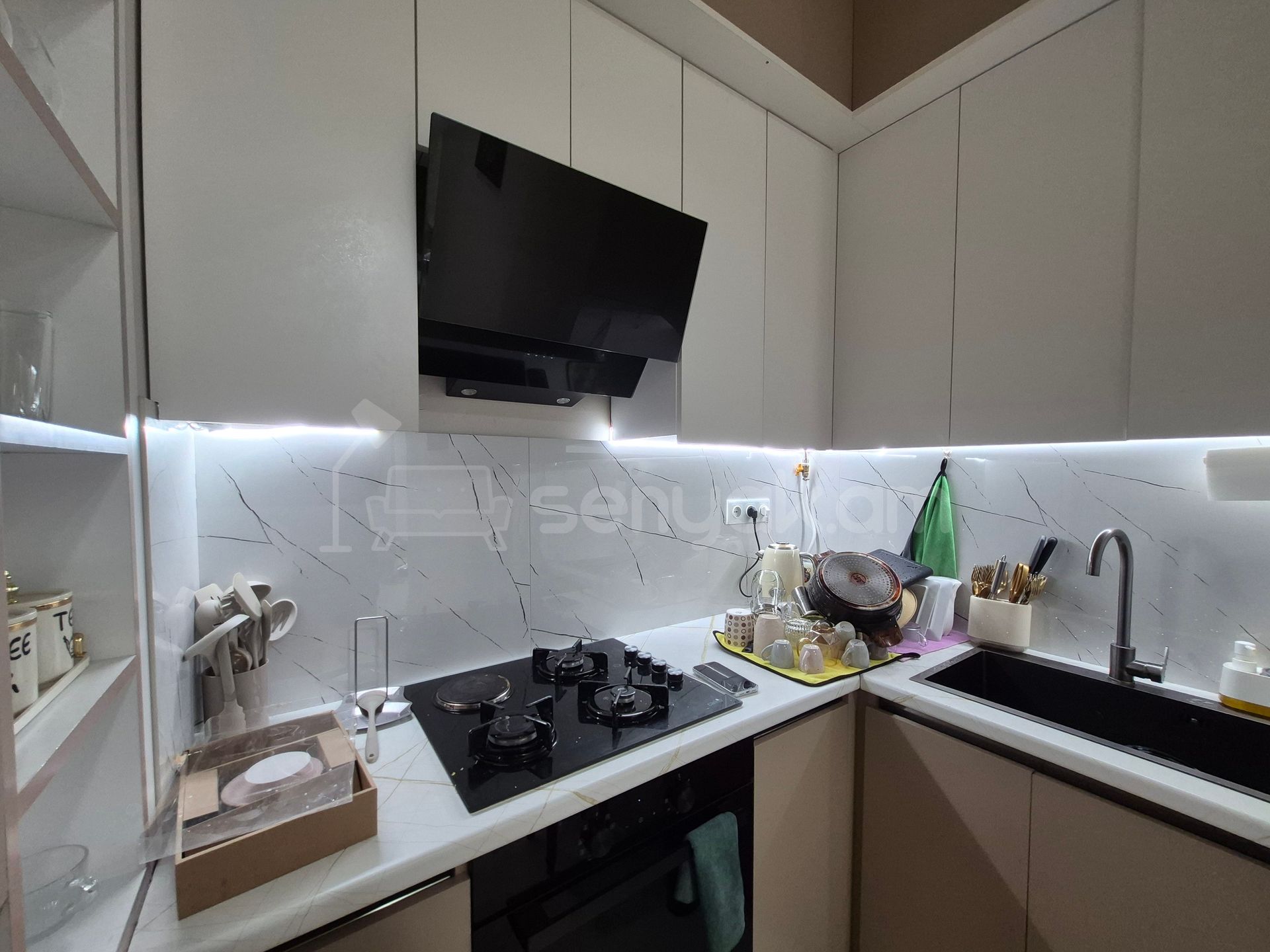 3 Սենյականոց Բնակարան Նորակառույցում, 53քմ, 4/13 հարկ, Կապիտալ Վերանորոգված