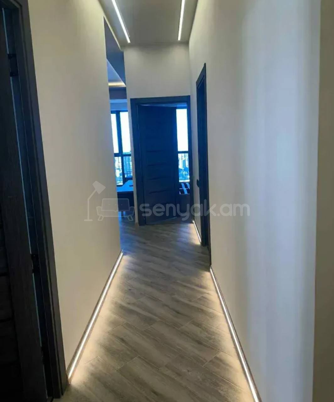 3 Սենյականոց Բնակարան, 81քմ, 7/11 հարկ, Կապիտալ Վերանորոգված, Կահավորված