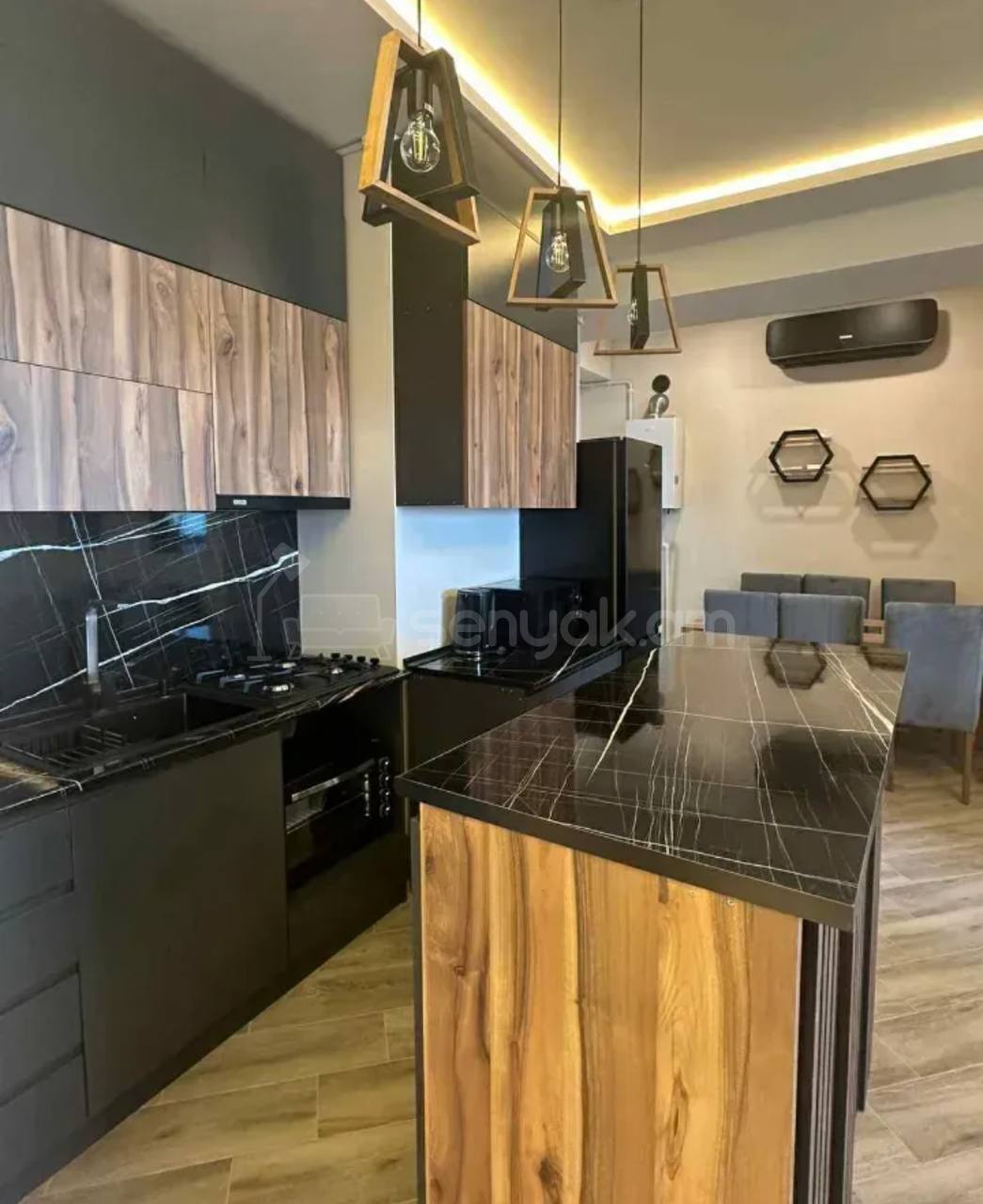 3 Սենյականոց Բնակարան, 81քմ, 7/11 հարկ, Կապիտալ Վերանորոգված, Կահավորված