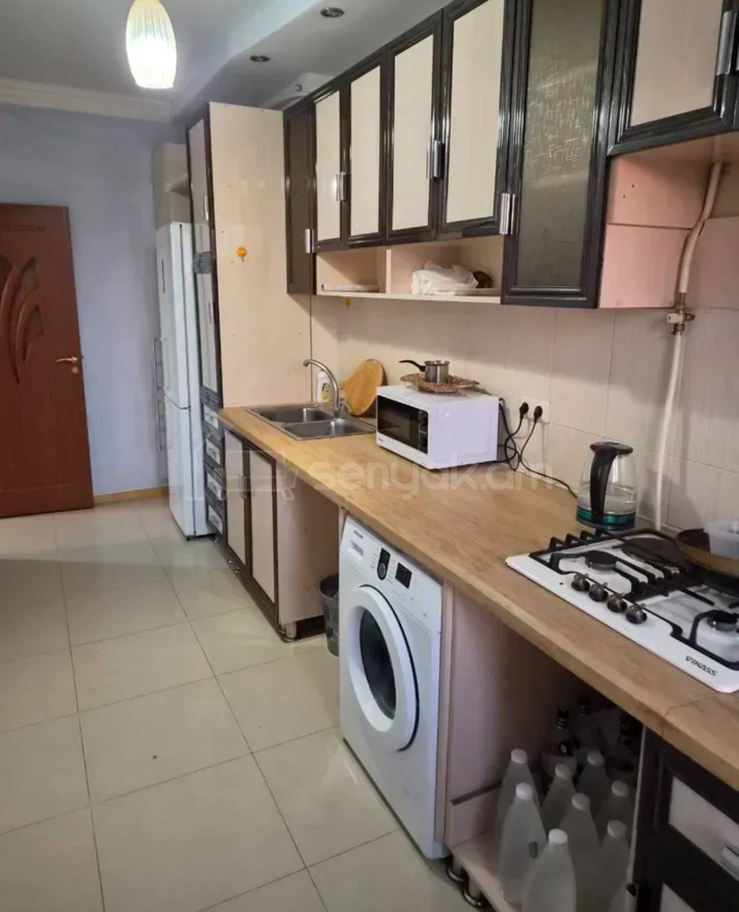 3 Սենյականոց Բնակարան, 74քմ, 6/9 հարկ, Կապիտալ Վերանորոգված, Կահավորված