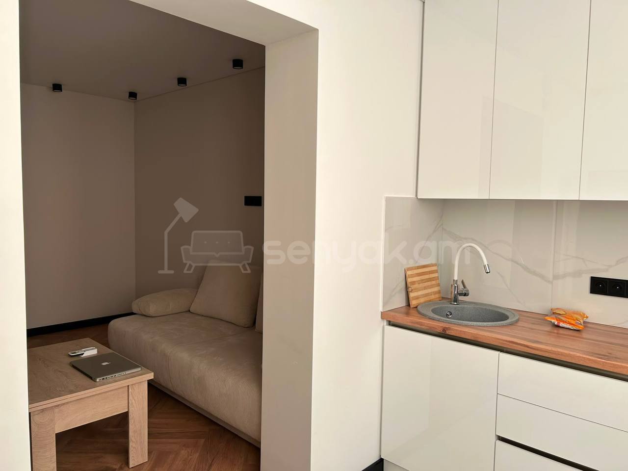 2 Սենյականոց Բնակարան, 41քմ, 6/12 հարկ, Կապիտալ Վերանորոգված