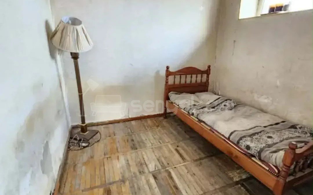 1 Սենյականոց Բնակարան Քարե Շենքում, 47քմ, 5/5 հարկ, Պետական Վիճակում