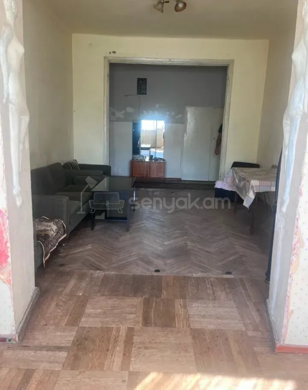 2 Սենյականոց Բնակարան Քարե Շենքում, 68քմ, 3/5 հարկ, Պետական Վիճակում
