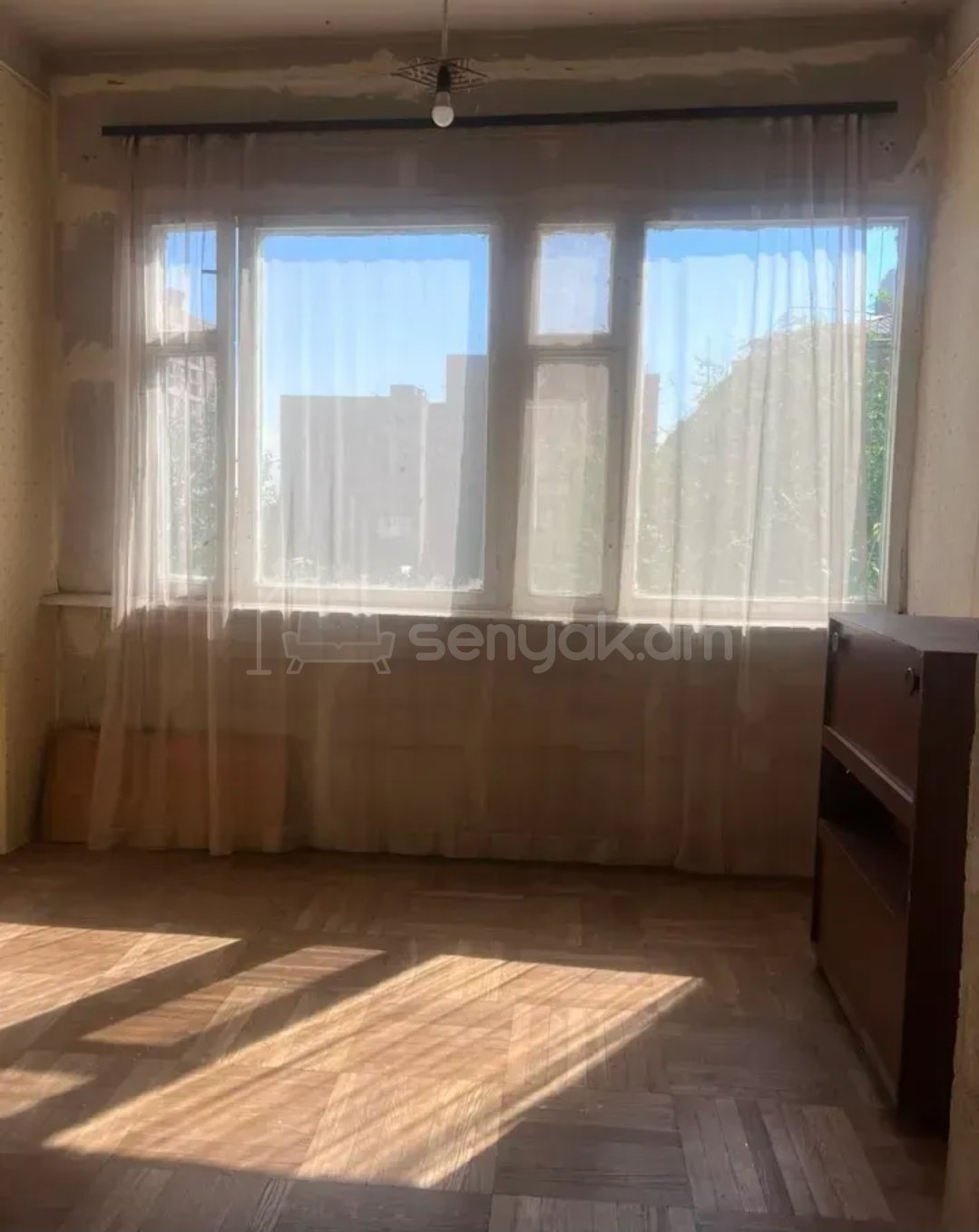 2 Սենյականոց Բնակարան Քարե Շենքում, 68քմ, 3/5 հարկ, Պետական Վիճակում