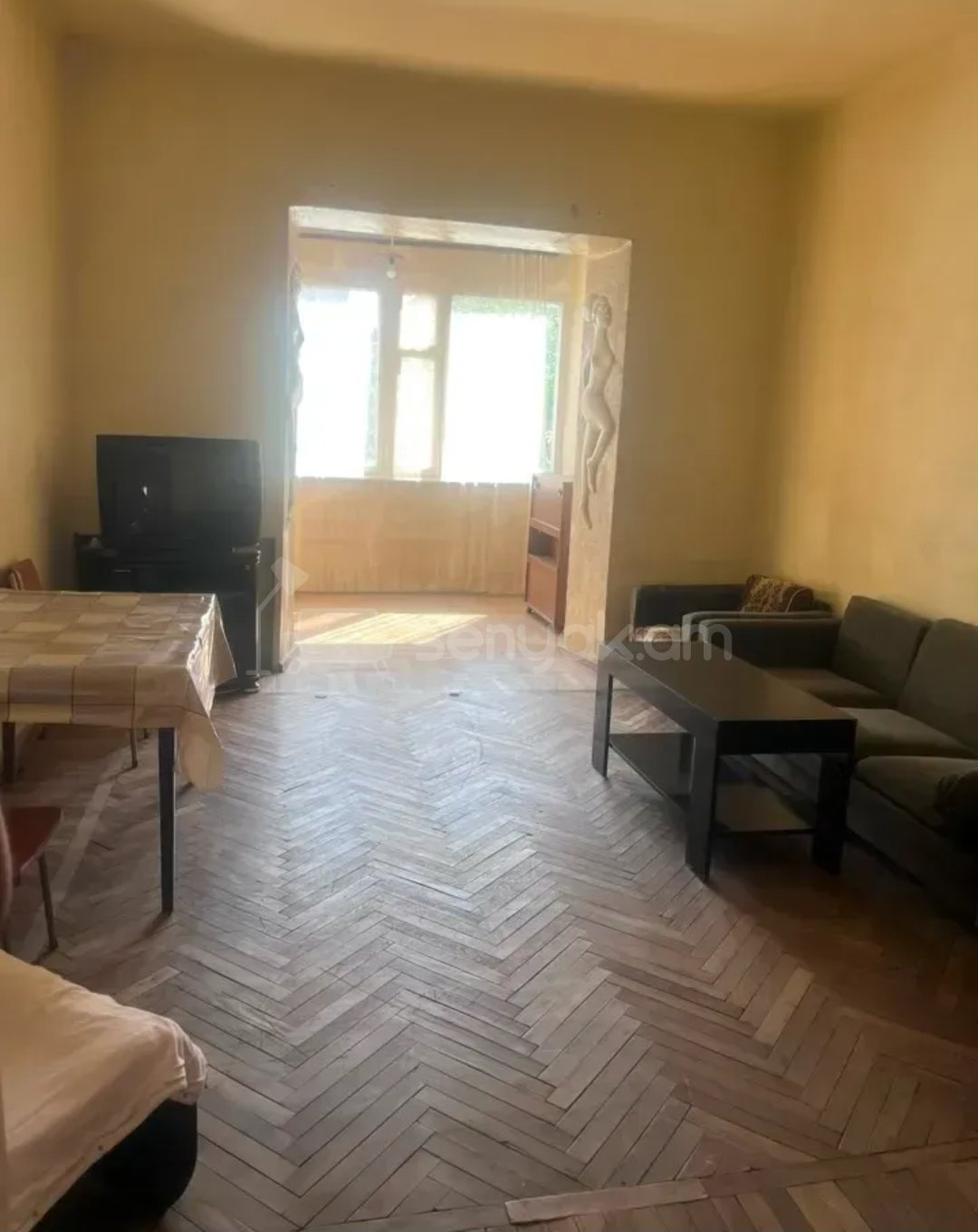 2 Սենյականոց Բնակարան Քարե Շենքում, 68քմ, 3/5 հարկ, Պետական Վիճակում
