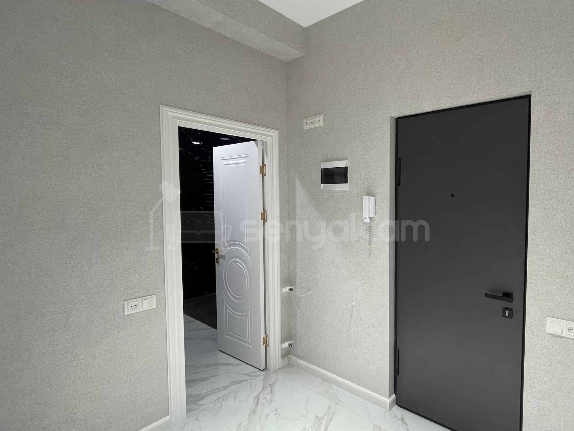 2 Սենյականոց Բնակարան Նորակառույցում, 41քմ, 3/3 հարկ, Կապիտալ Վերանորոգված