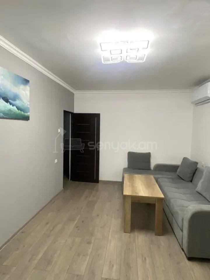 3 Սենյականոց Բնակարան, 84քմ, 2/9 հարկ, Կապիտալ Վերանորոգված