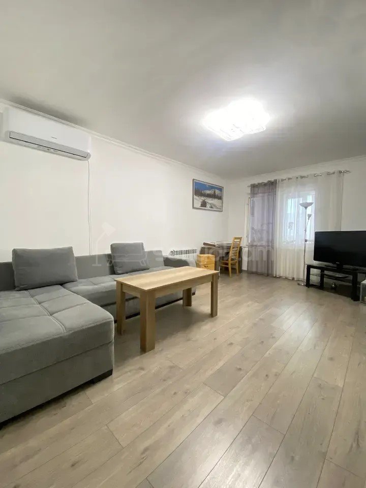 3 Սենյականոց Բնակարան, 84քմ, 2/9 հարկ, Կապիտալ Վերանորոգված