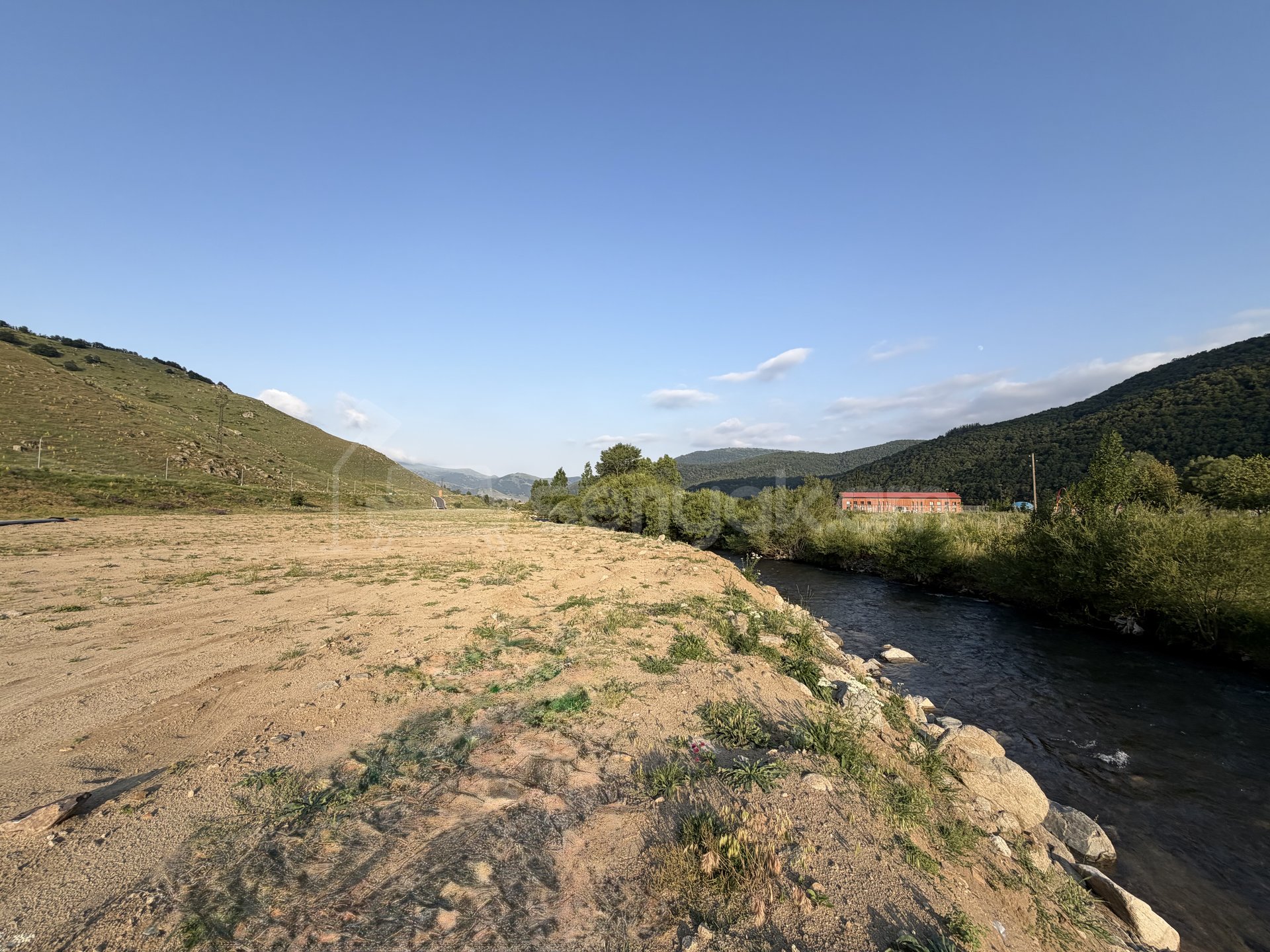 Կոմերցիոն Հողատարածք, 25000քմ