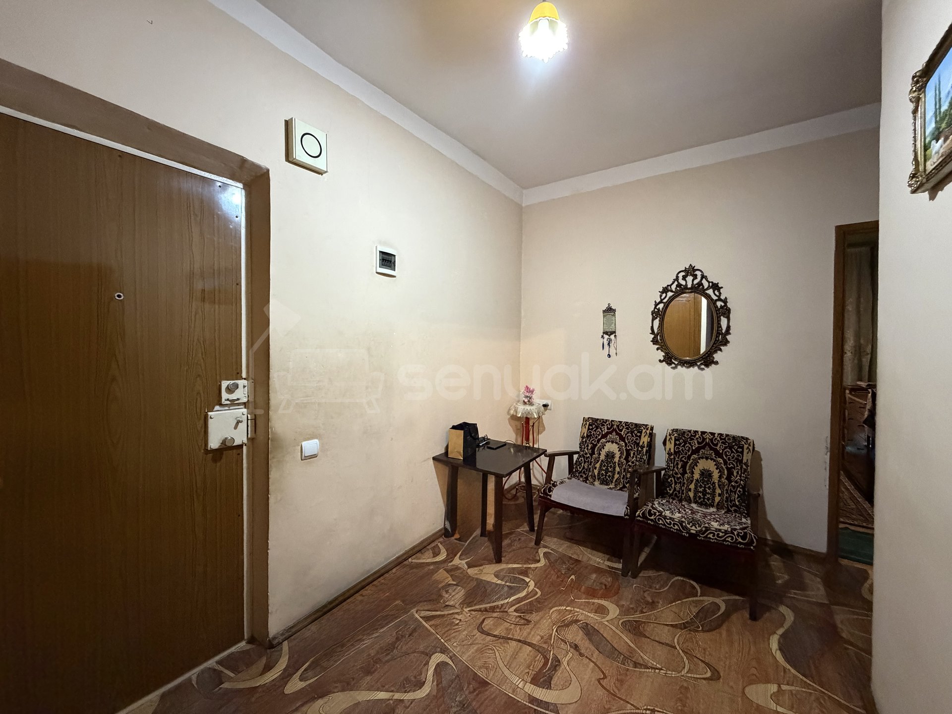 3 Սենյականոց Բնակարան, 77քմ, 1/9 հարկ, Պետական Վիճակում