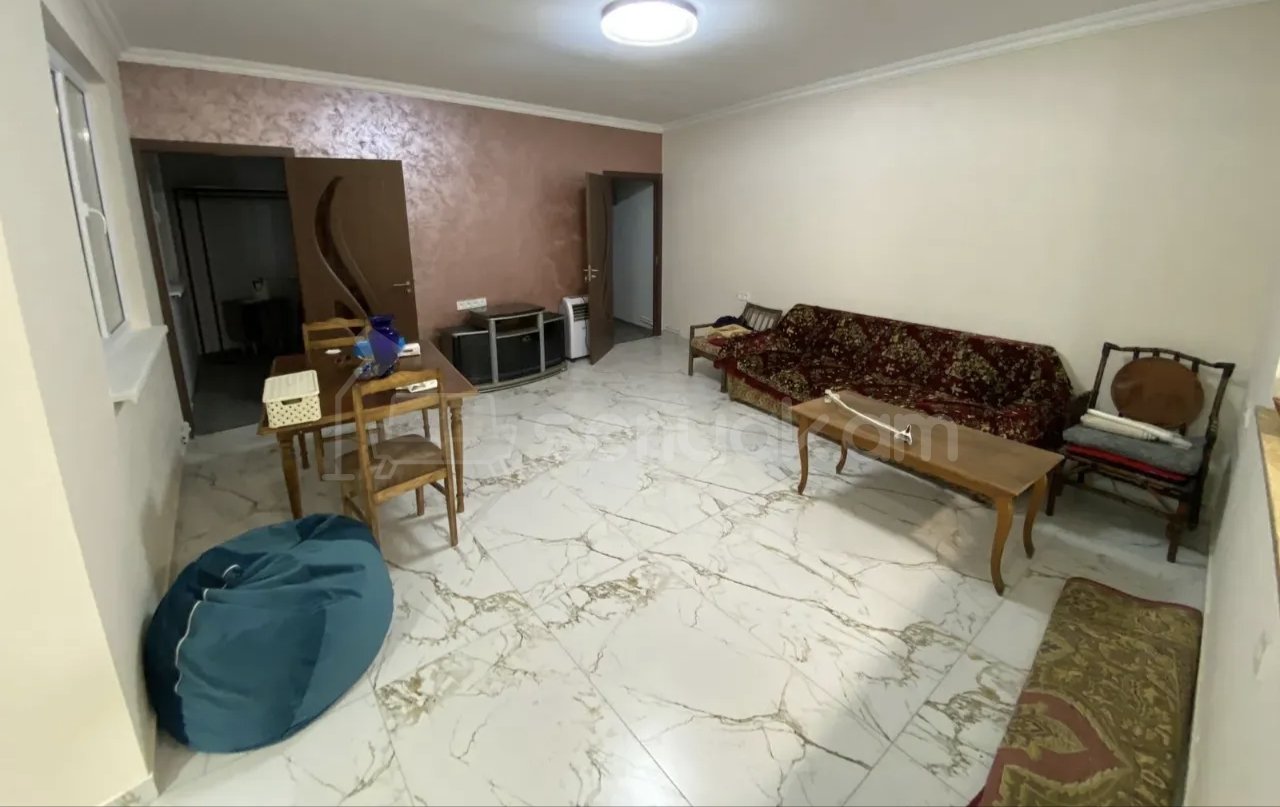 3 Սենյականոց Բնակարան Քարե Շենքում, 58քմ, 2/2 հարկ, Կապիտալ Վերանորոգված, Կահավորված, Արևկող