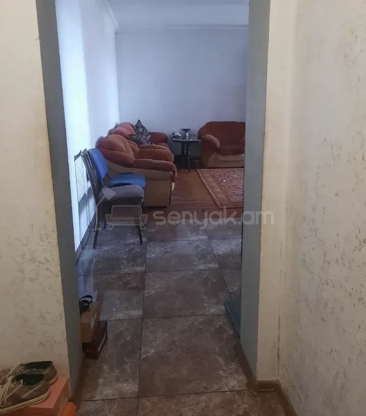 3 Սենյականոց Բնակարան Քարե Շենքում, 78քմ, 1/1 հարկ, Կապիտալ Վերանորոգված, Կահավորված, Արևկող