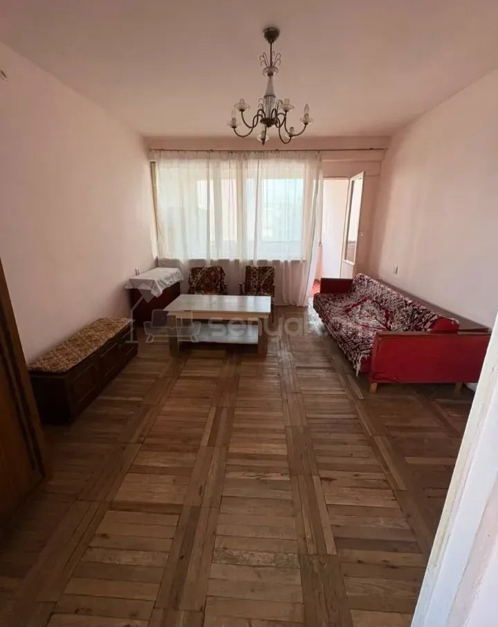 1 Սենյականոց Բնակարան Քարե Շենքում, 48քմ, 5/5 հարկ, Պետական Վիճակում