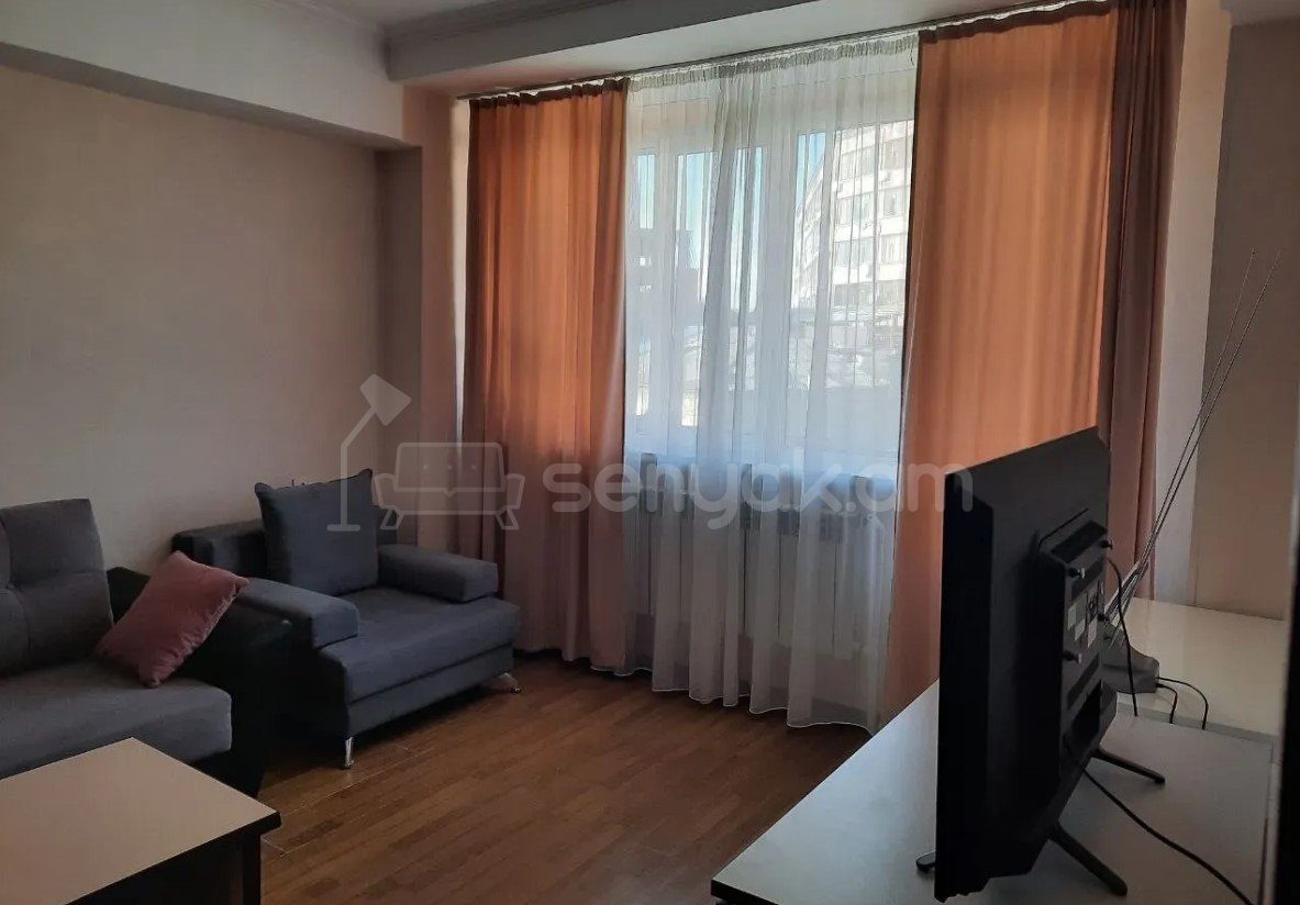 1 Սենյականոց Բնակարան, 43քմ, 5/7 հարկ, Կոսմետիկ Վերանորոգված