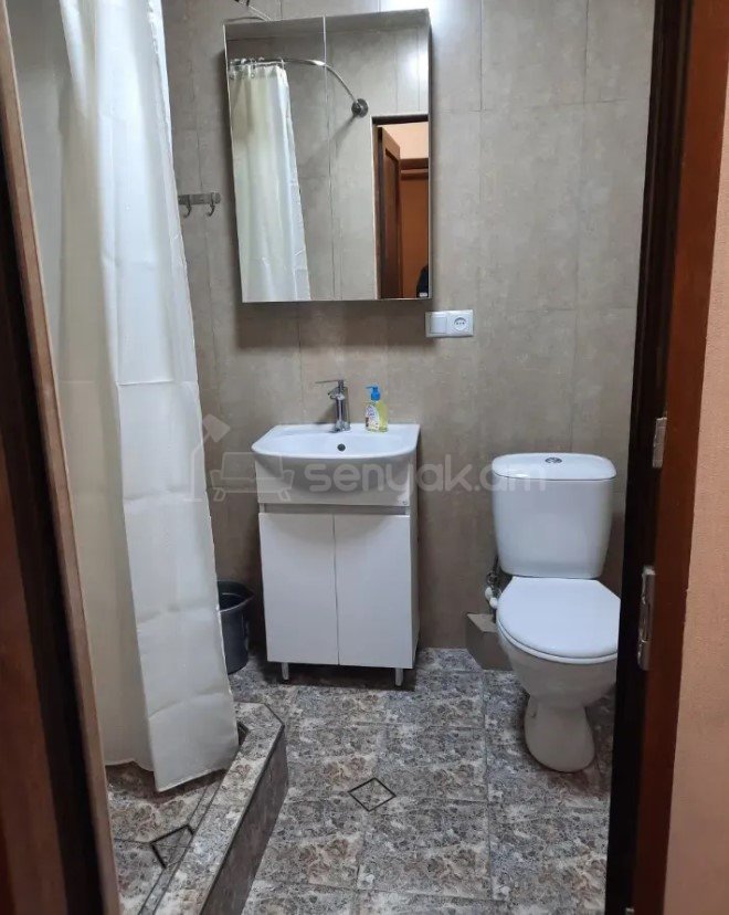 1 Սենյականոց Բնակարան, 43քմ, 5/7 հարկ, Կոսմետիկ Վերանորոգված