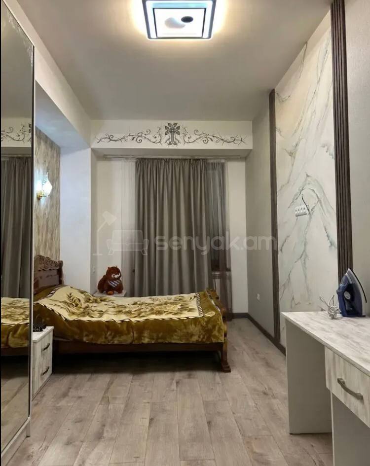 3 Սենյականոց Բնակարան Նորակառույցում, 52քմ, 3/12 հարկ, Դիզայներական Վերանորոգված, Կահավորված, Արևկող