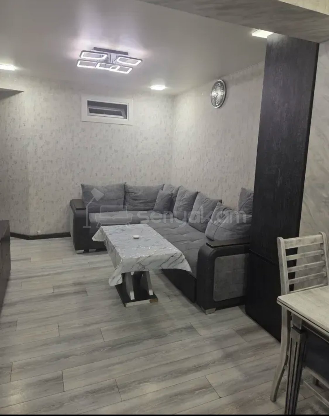 3 Սենյականոց Բնակարան, 51քմ, 1/4 հարկ, Կապիտալ Վերանորոգված
