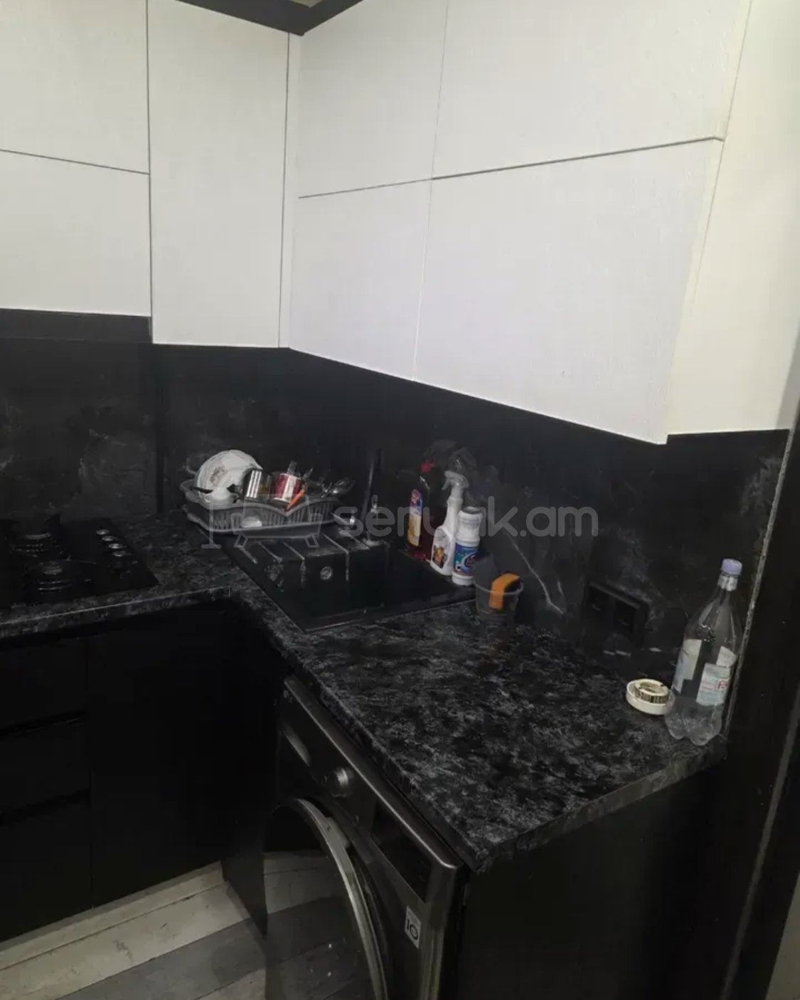 3 Սենյականոց Բնակարան, 51քմ, 1/4 հարկ, Կապիտալ Վերանորոգված