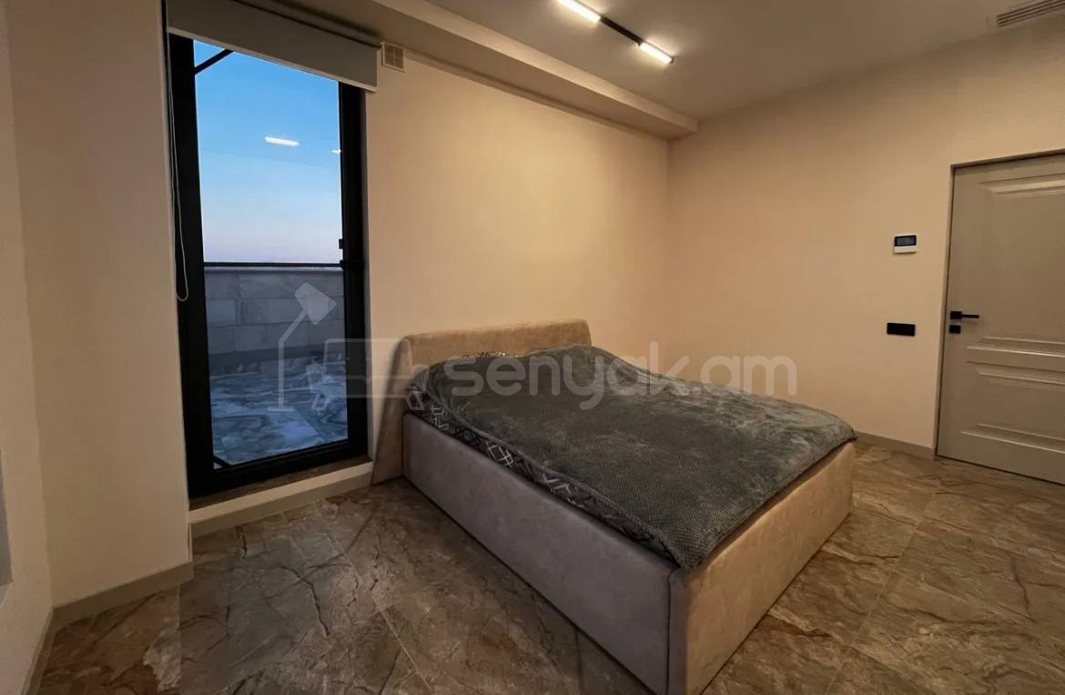 4 Սենյականոց Բնակարան, 130քմ, 17/20 հարկ, Կապիտալ Վերանորոգված