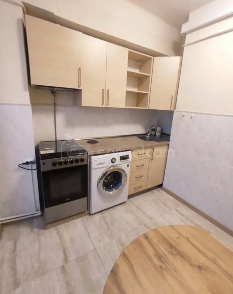 2 Սենյականոց Բնակարան, 45քմ, 6/9 հարկ, Կոսմետիկ Վերանորոգված, Կահավորված