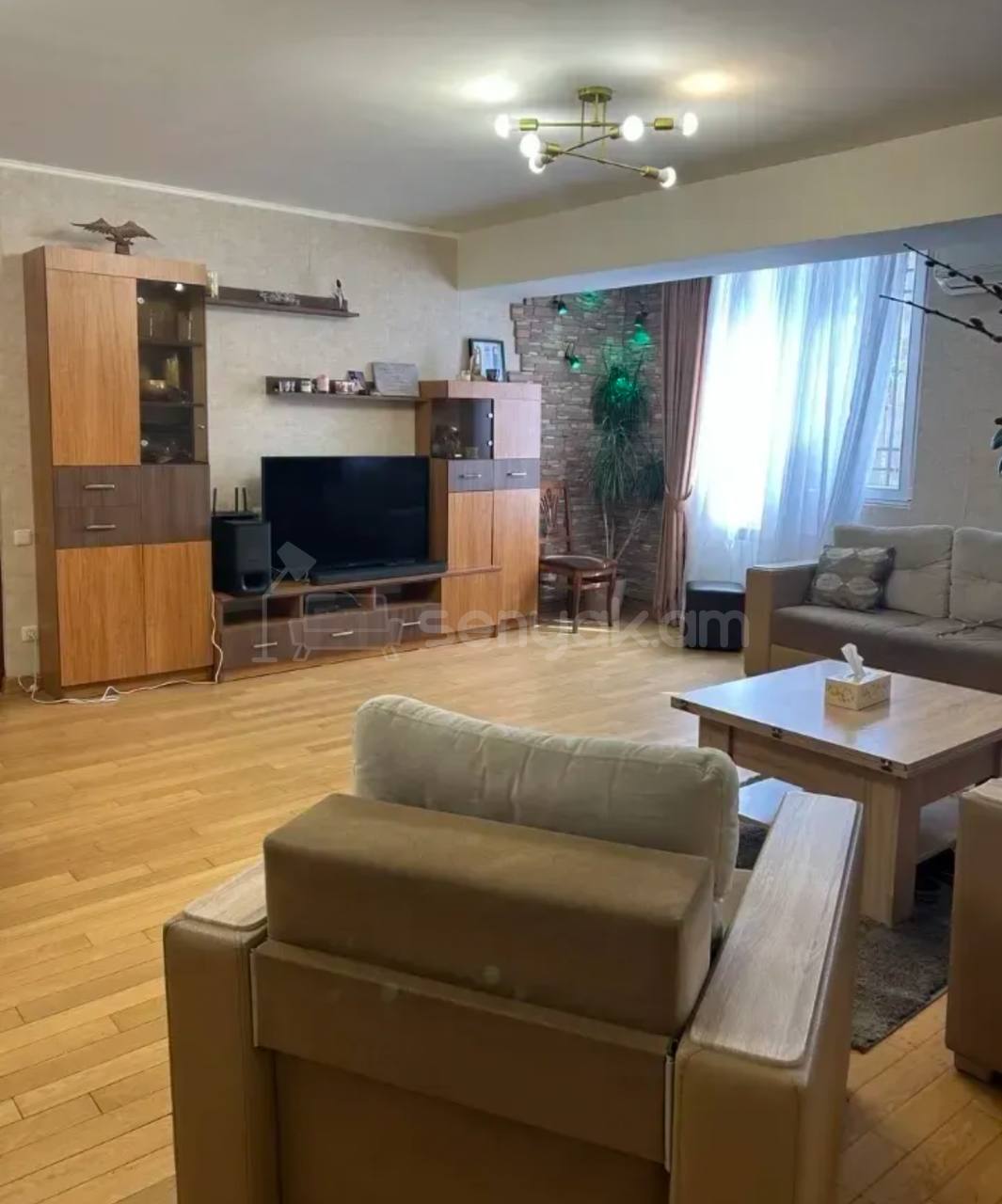 5 Սենյականոց Բնակարան, 120քմ, 1/14 հարկ, Կապիտալ Վերանորոգված