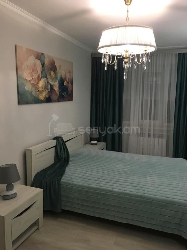 3 Սենյականոց Բնակարան Քարե Շենքում, 62քմ, 1/4 հարկ, Կապիտալ Վերանորոգված