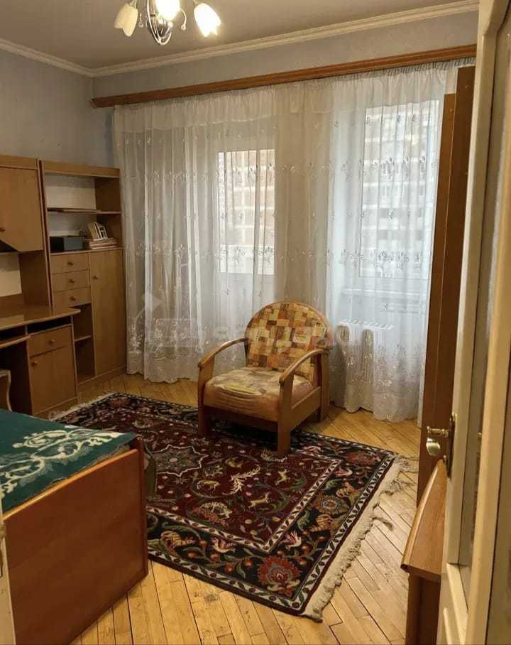 3 Սենյականոց Բնակարան, 80քմ, 5/9 հարկ, Նորմալ Վիճակում