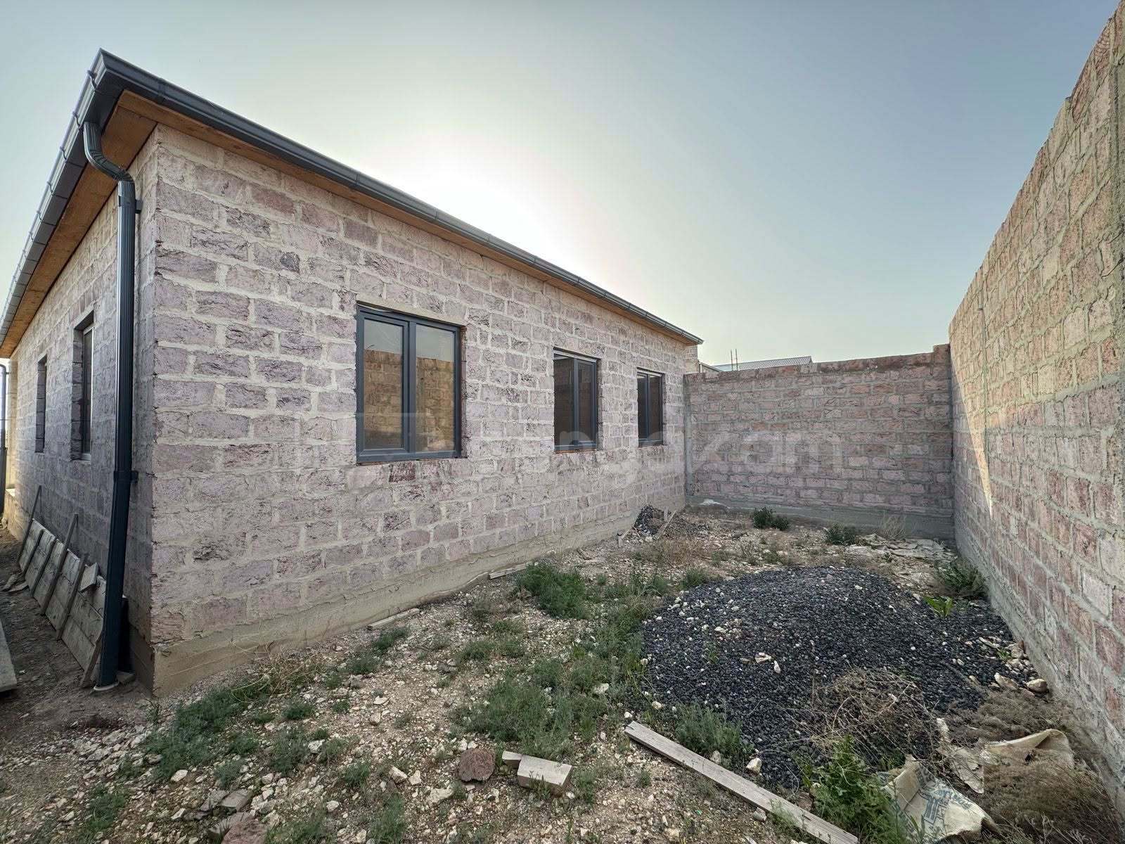 4 Սենյականոց Սեփական Տուն, 110քմ, Կոսմետիկ Վերանորոգված