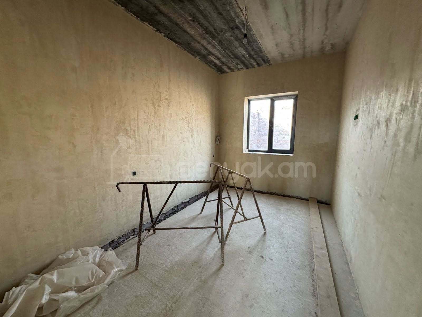 4 Սենյականոց Սեփական Տուն, 110քմ, Կոսմետիկ Վերանորոգված