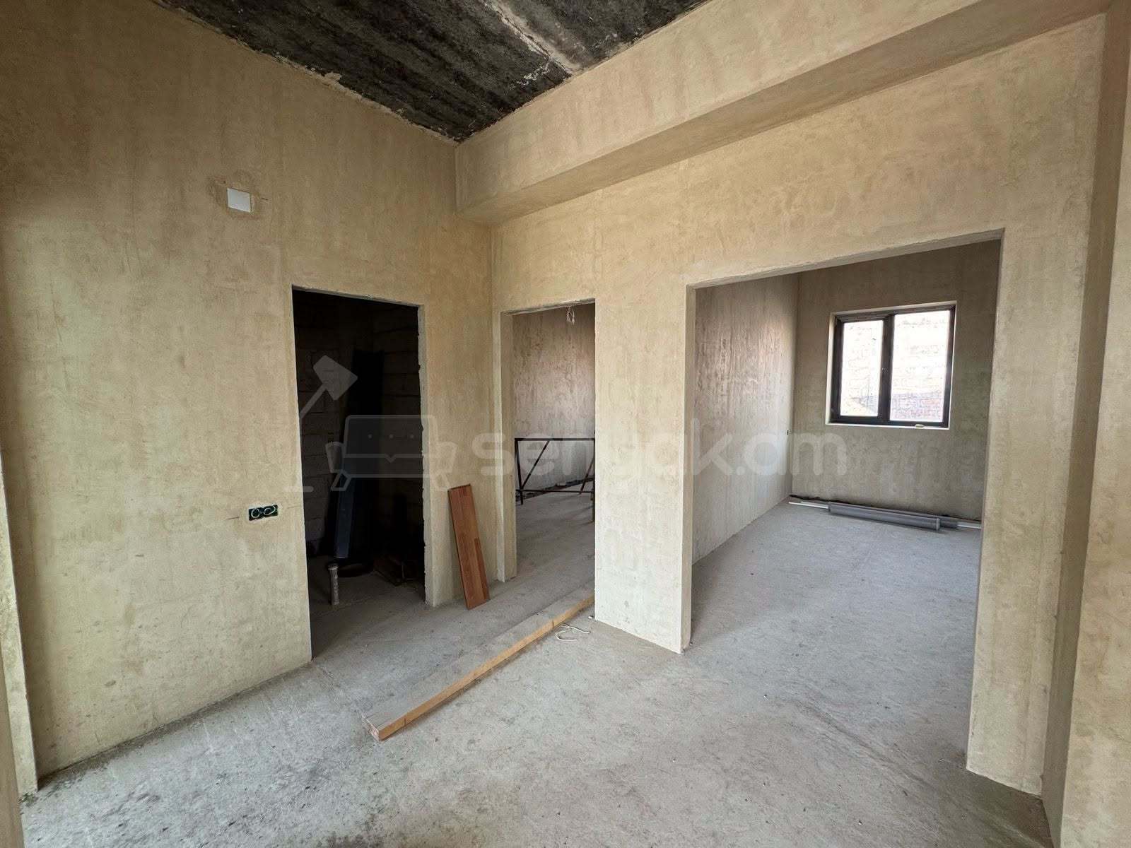 4 Սենյականոց Սեփական Տուն, 110քմ, Կոսմետիկ Վերանորոգված
